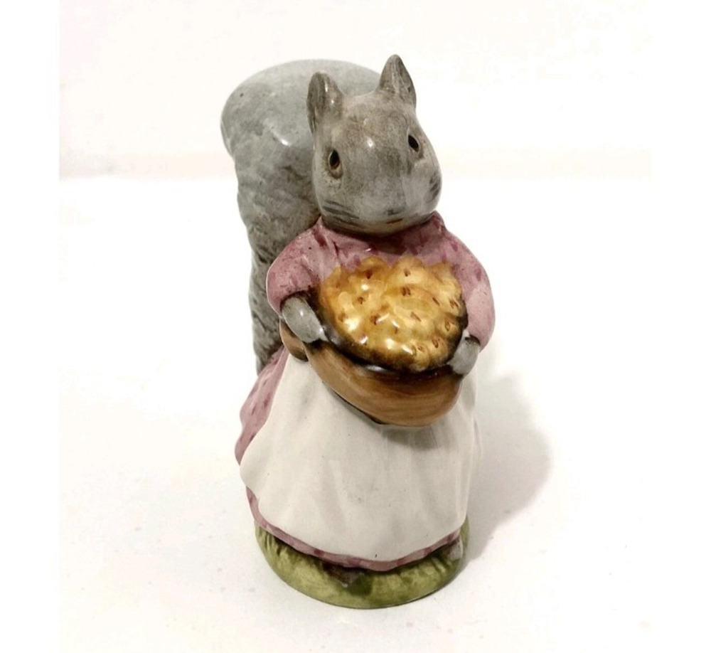 Beatrix Potter Vintage 1961 Goody Tiptoes Squirrel Beswick England Figurine